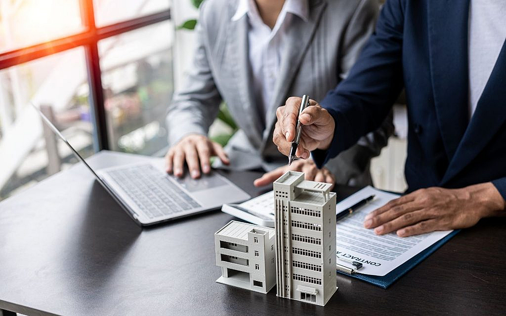 Make sure you compare home insurance in Sharjah before you buy one for your home