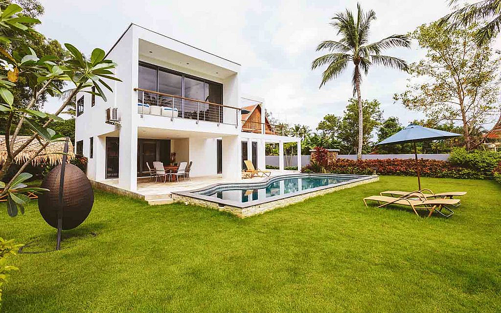 Mirdif is one of the Popular areas to rent 4-bed villas under AED 200k in Dubai