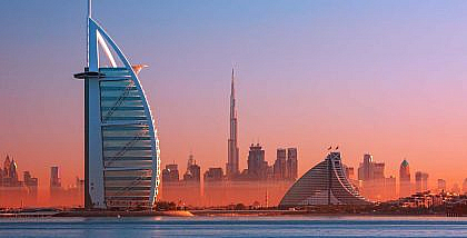 برج العرب وأبراج أخرى في دبي