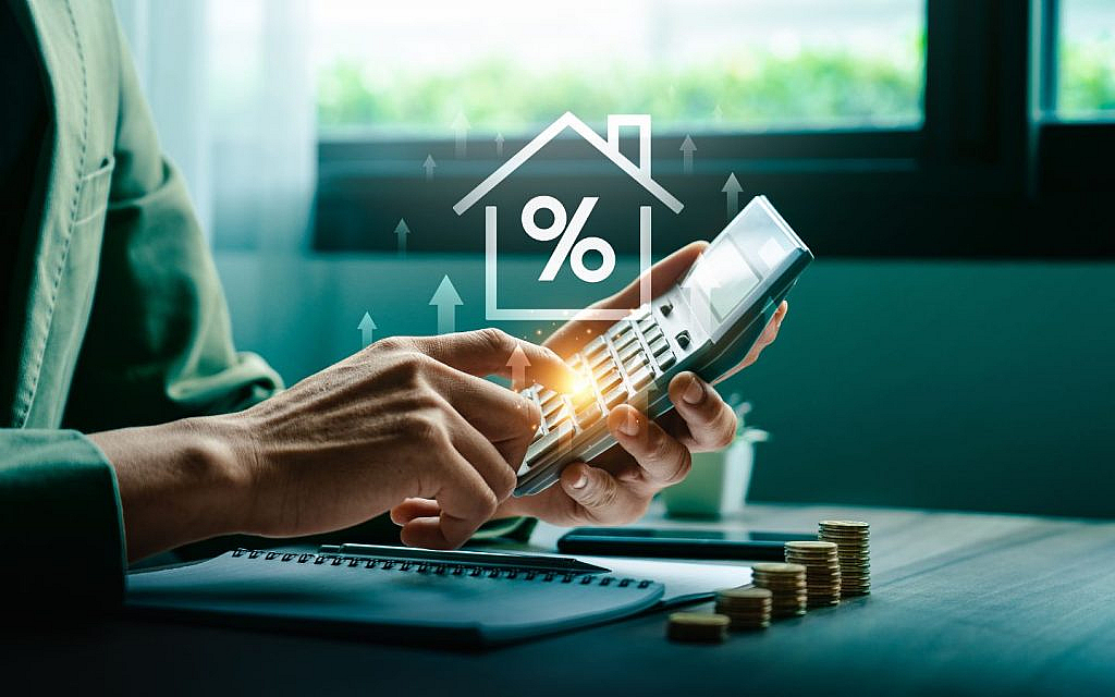 Having a proper financial planning can help to avoid reverse mortgage risks in UAE