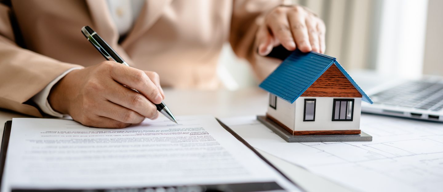 إصدار شهادة بالأملاك عجمان