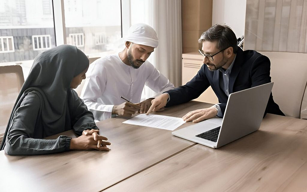 An Emirati couple buying a property in the UAE