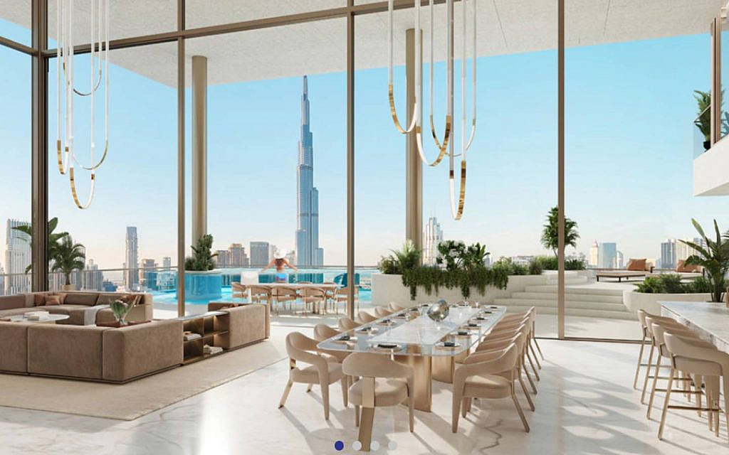 طابق مُطل على برج خليفة 