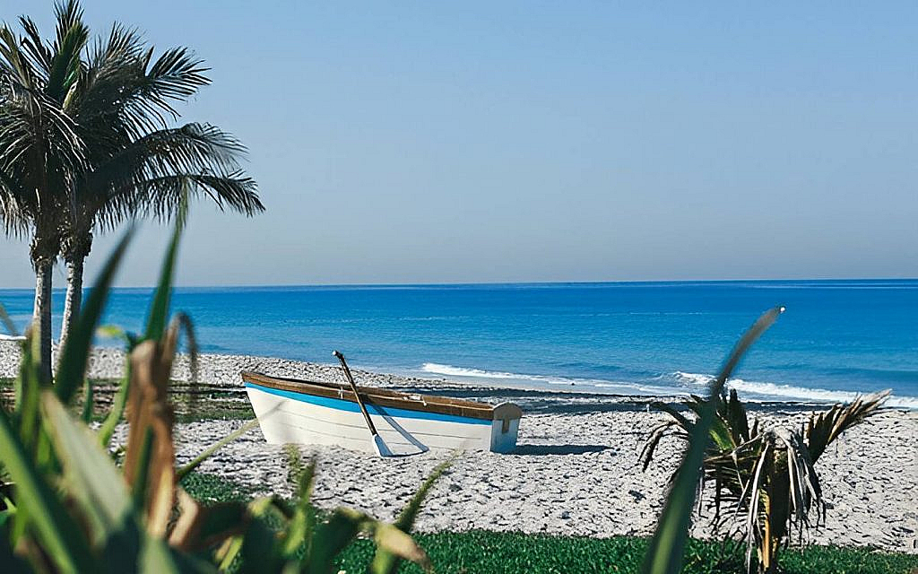 proper Laws for Selling a Property in Umm Al Quwain ensure ease for all parties involved