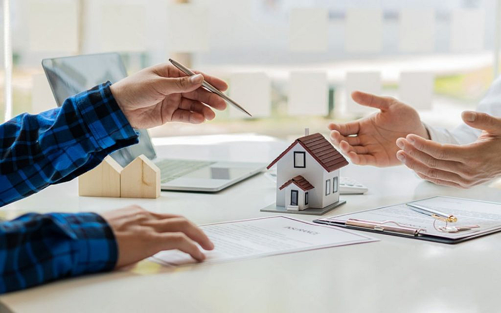 Developer offering registration fee waiver on buying off-plan property