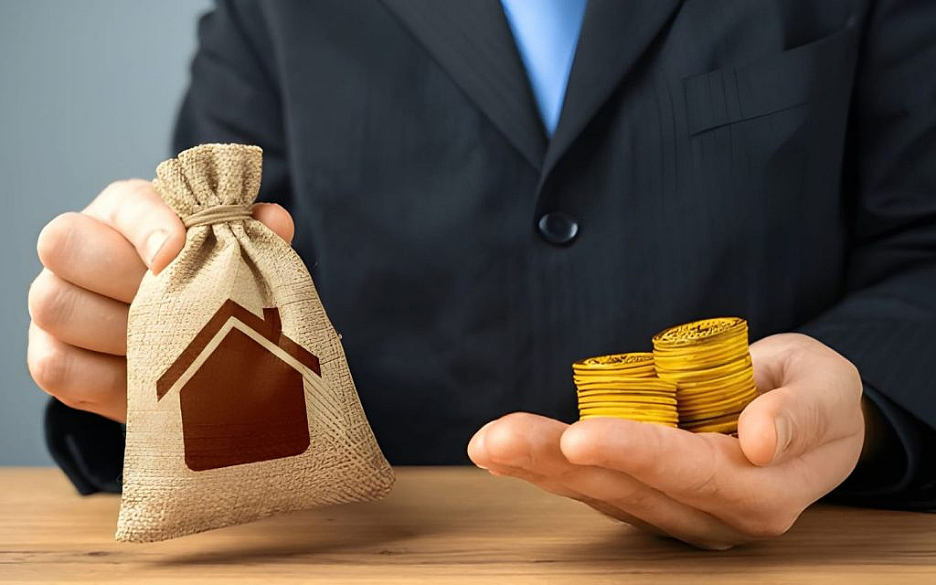 Service charges of the lease contract