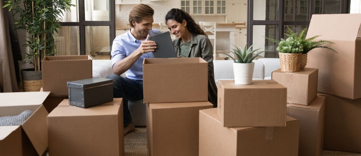 How to Decorate a Rented House Without Making Permanent Changes