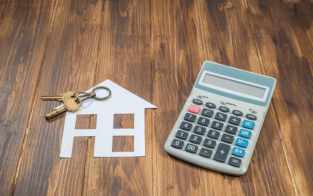 pros and cons of Buying a house