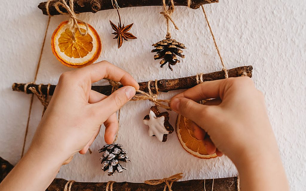 There are many easy ways to make your house smell nice