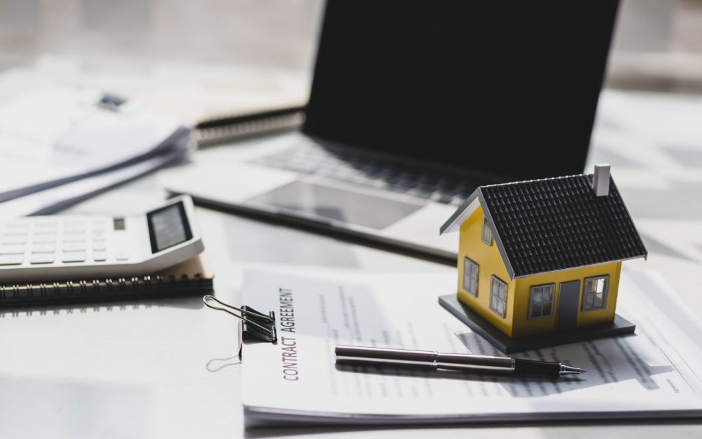 all about the issuing certificates for lease contract registration in Ajman