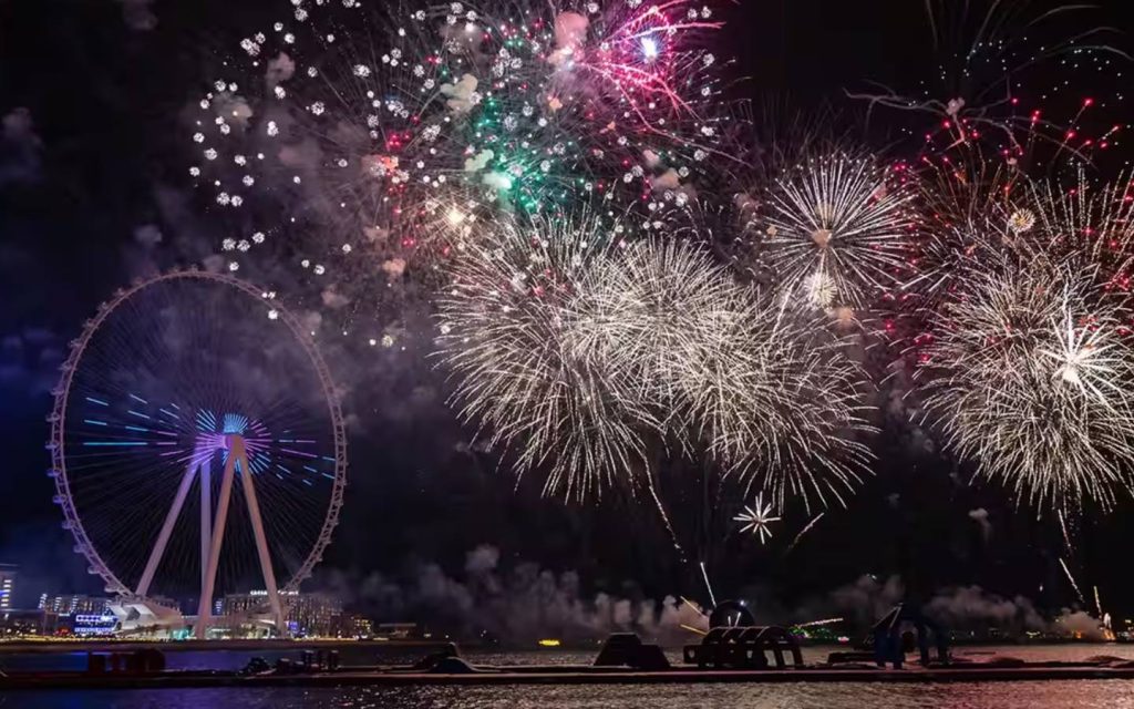 Bluewater islands is where to find short stay apartments in dubai near new year celebration