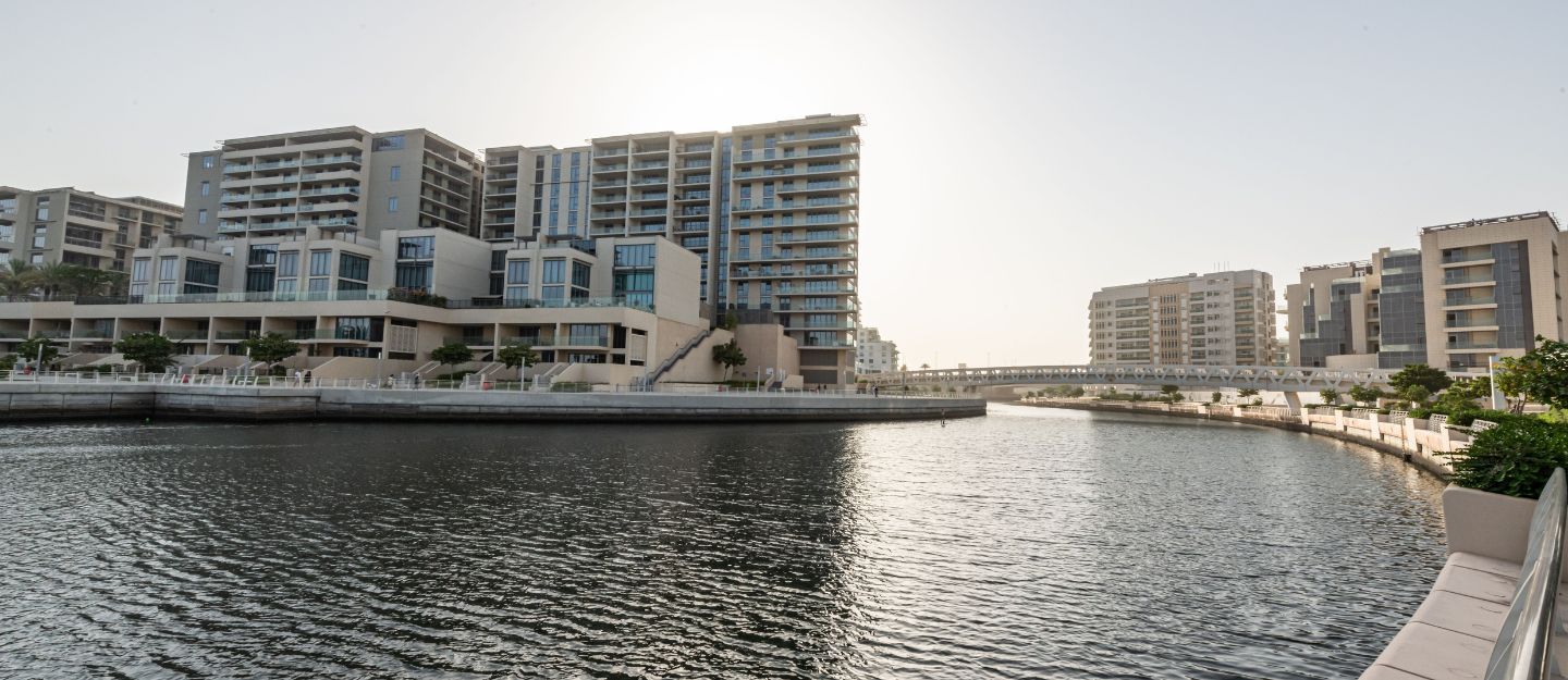 Communities to Rent a Flat in Al Raha Beach