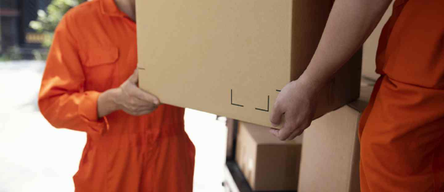 dispose of household appliances and furniture in Dubai