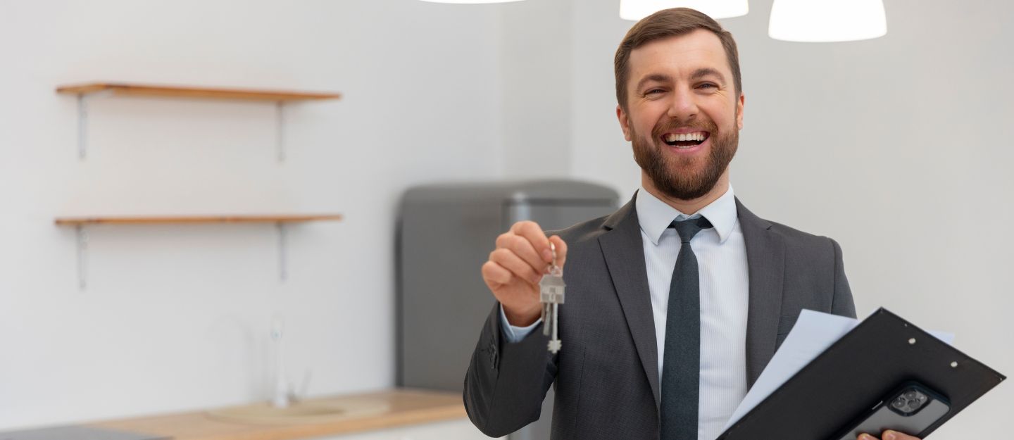 International investors working with real estate agents