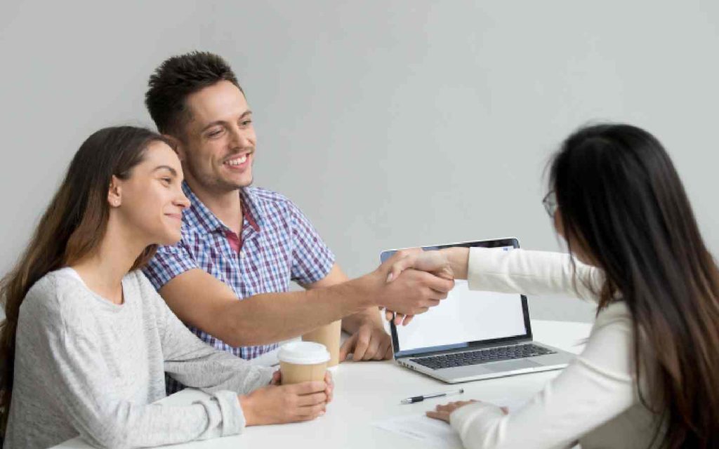 There are many Real estate lawyers in Dubai that can handle all sorts of cases
