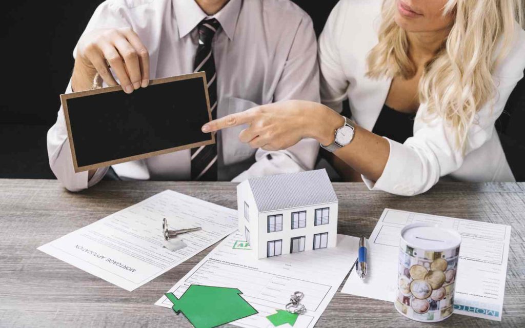 answers to Abu Dhabi Real Estate Centre FAQs help understand property-related matters in the capital city