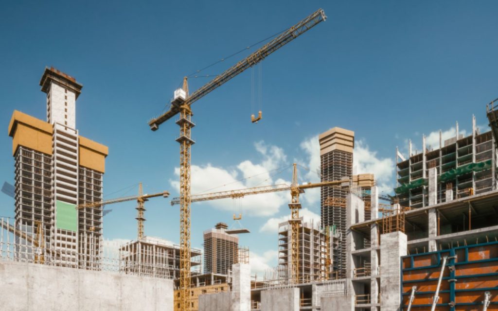 عقارات قيد الإنشاء
