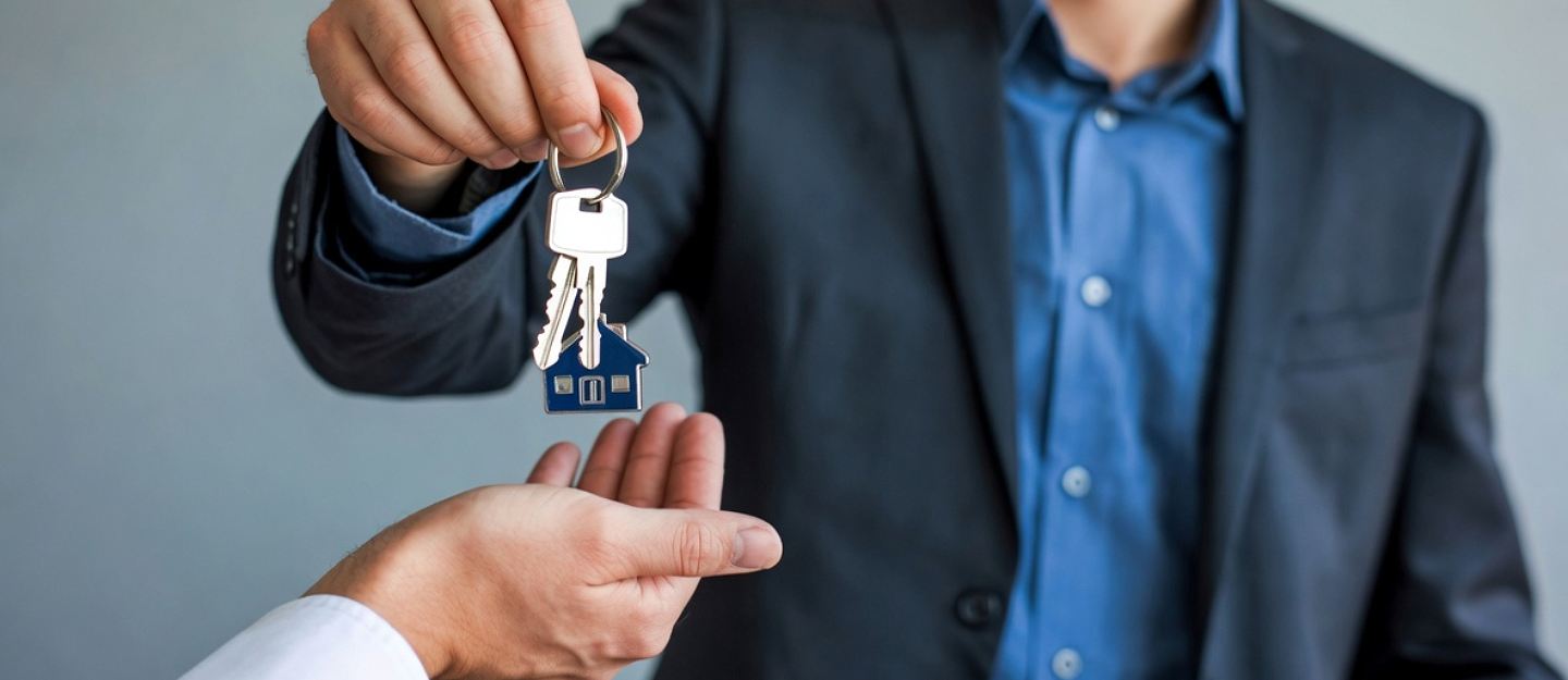 How to Become a Real Estate Broker in Abu Dhabi