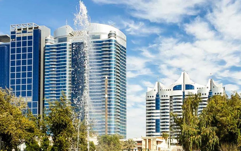 Living in Al Markaziya Abu Dhabi combines convenience, work and leisure