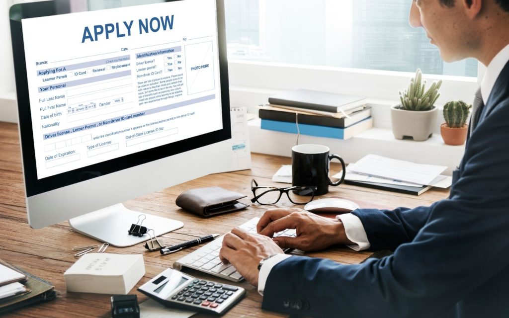 Applicant submitting an application for a startup